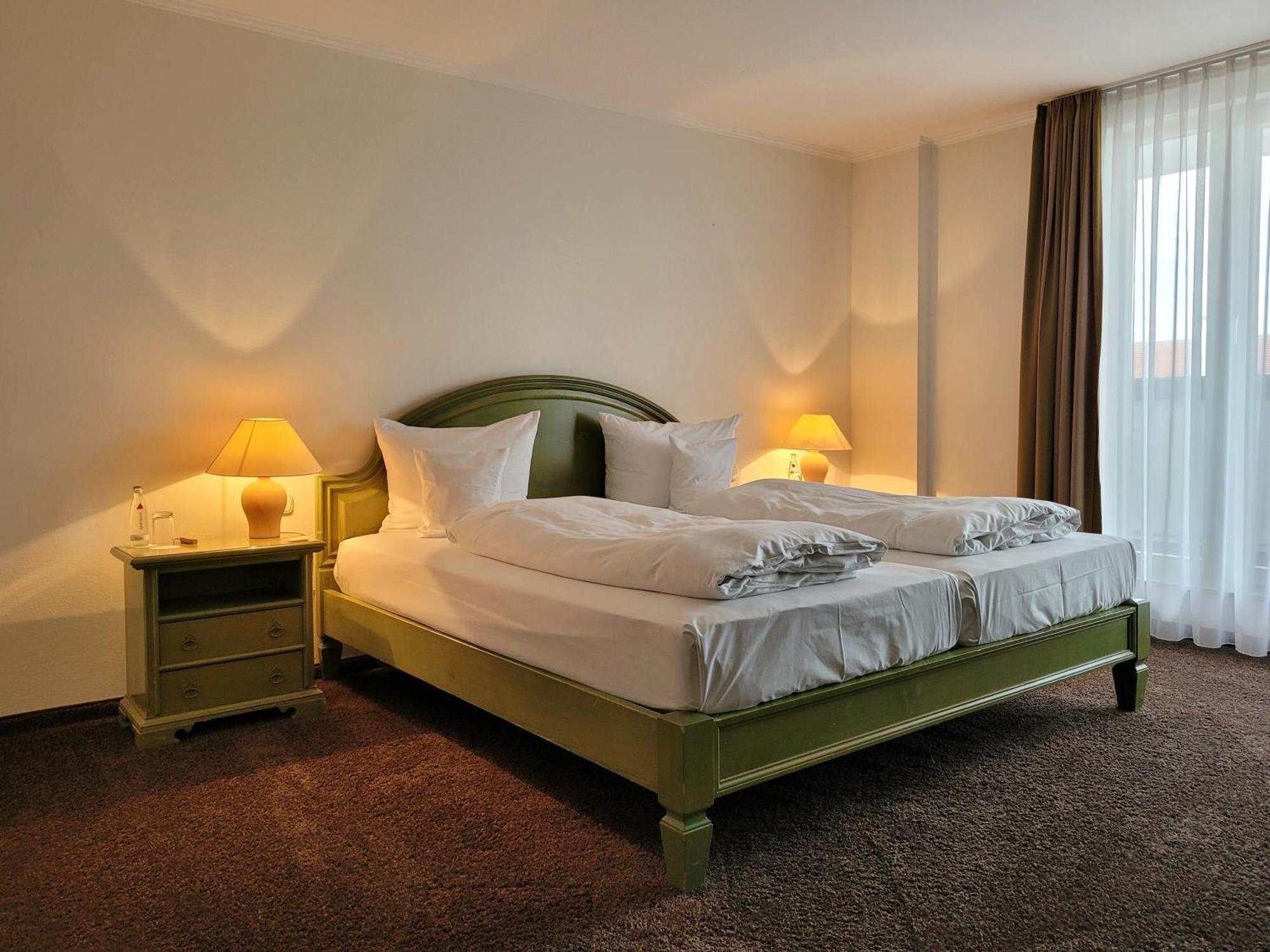 Hotel Herzogspark Herzogenaurach Rum bild